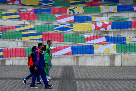 Volunteers outside of Düsseldorf Arena