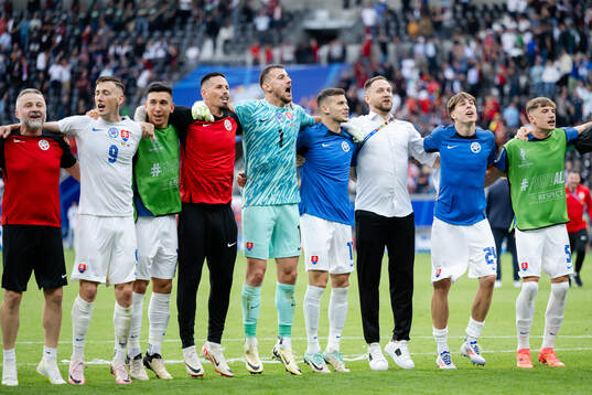 Goalkeeper Martin Dubravka of Slovakia celebrates