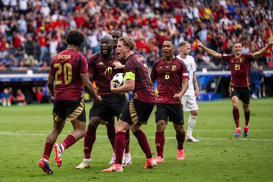 Ikoma-Lois Openda, Romelu Lukaku and Kevin De Bruyne