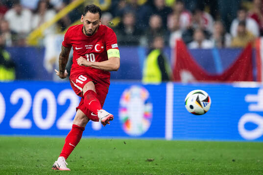Hakan Calhanoglu of Türkiye