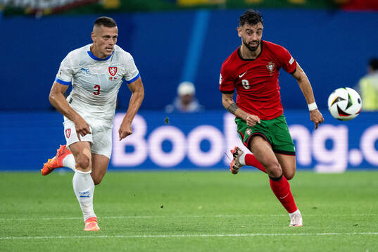Tomas Holes of Czech Republic and Bruno Fernandes of