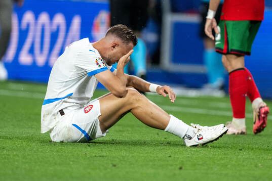 Antonin Barak of Czech Republic in pain