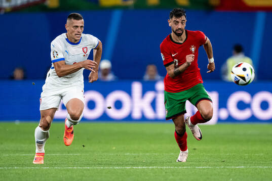 Tomas Holes of Czech Republic and Bruno Fernandes of