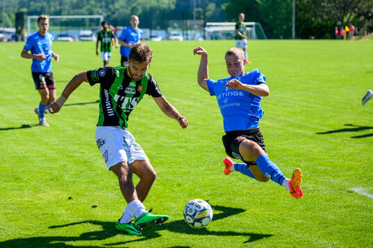 GAIS Edvin Becirovic och Halmstads Gustav Friberg