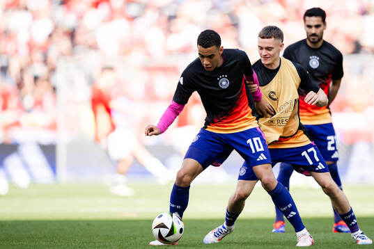 Jamal Musiala and Florian Wirtz of Germany