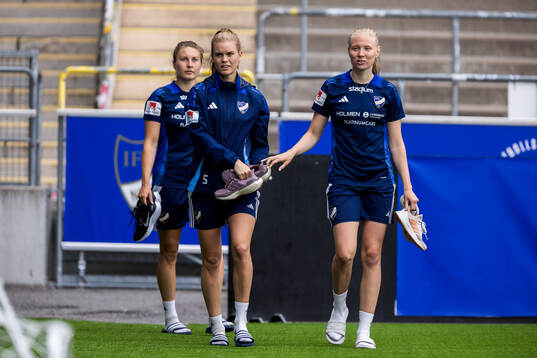 IFK Norrköpings Fanny Andersson, My Cato  och Ebba Handfast