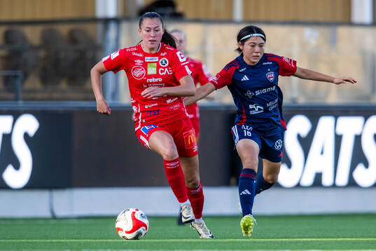 FC Rosengårds Mai Kadowaki och KIF Örebros Áslaug Dora
