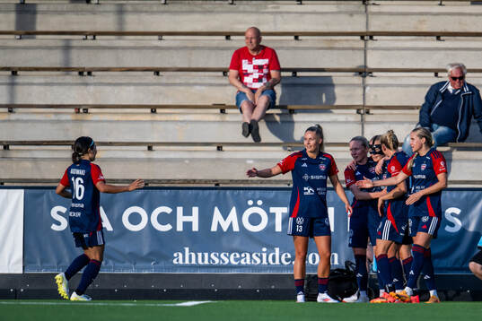 FC Rosengårds Sofie Bruun Bredgaard jublar