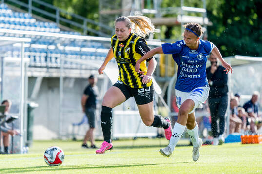Häckens Alice Bergström och Trelleborgs Thelma Persson