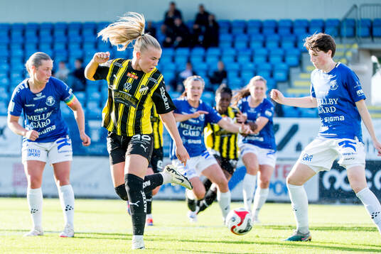 Häckens Matilda Nildén och Trelleborgs Irmeli Jonsson