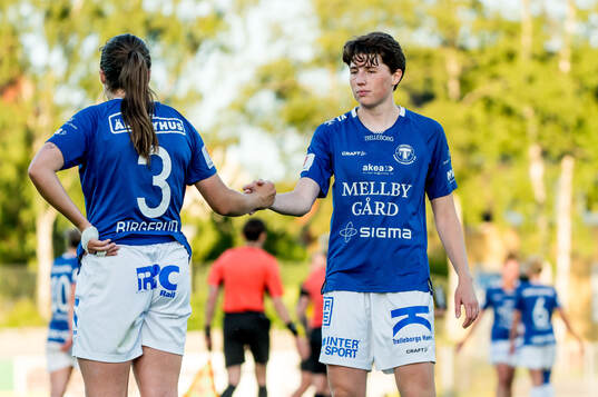 Trelleborgs Thea Birgerud och Irmeli Jonsson deppar