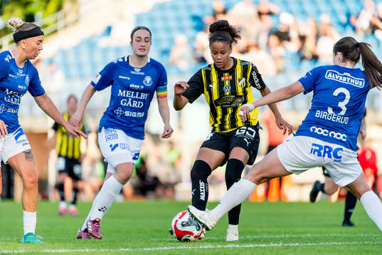 Häckens Felicia Schröder och Trelleborgs Edina Filekovic