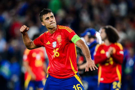 Rodrigo Hernandez of Spain celebrates