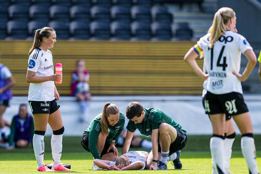 Emilie Nautnes of Rosenborg in pain