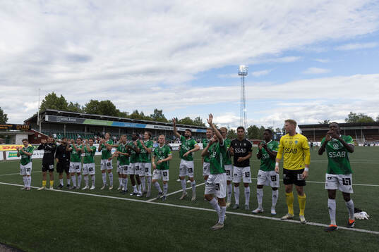 Brage spelarna jublar
