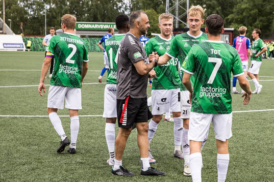Brages spelarna jublar