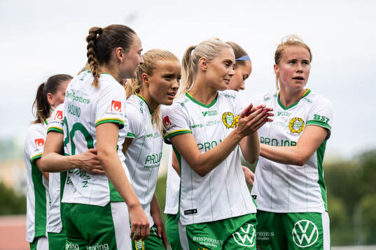 Hammarbys Smilla Holmberg jublar