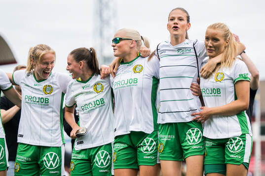 Hammarbys Julie Blakstad, Smilla Vallotto, Klara Folkesson,