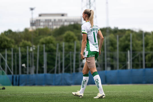 Hammarbys Ellen Wangerheim har ont