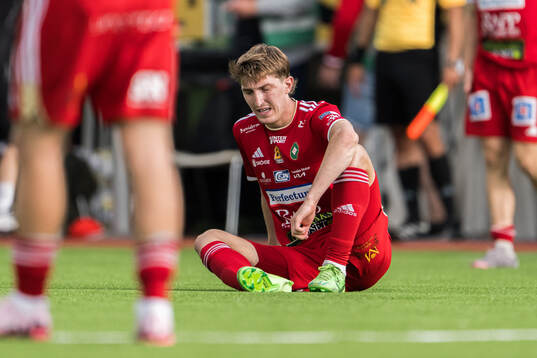 Skövde AIKs Hugo Engström deppar