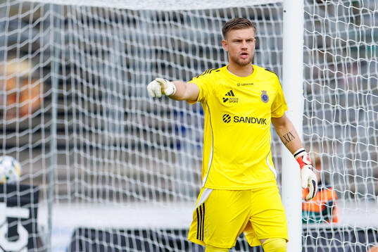 Gefles målvakt Oscar Jonsson