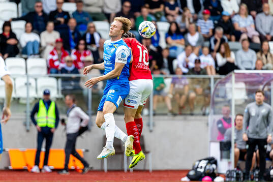 IK Oddevolds Gabriel Sandberg och Degerfors Dijan Vukojevic