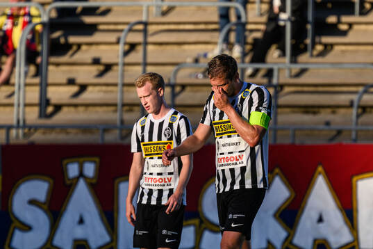 Landskronas David Edvardsson och Philip Andersson deppar
