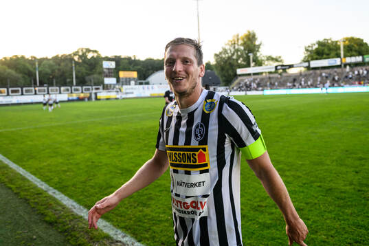Landskronas Philip Andersson jublar