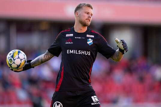 Östers målvakt Robin Wallinder