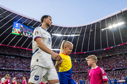 Lazar Vujadin Samardzic of Serbia enters the pitch