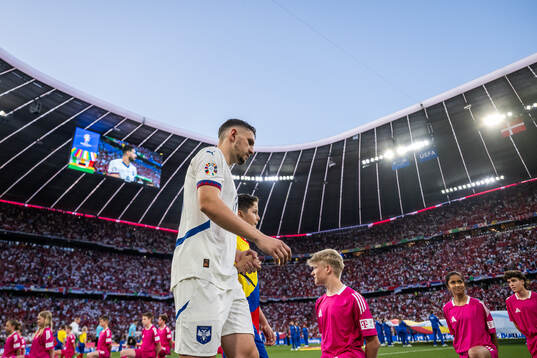 Milos Veljkovic of Serbia enters the pitch