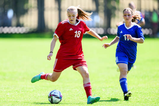 Nora Sundqvist, Hammarby IF FF och Audrina Lajthiza,