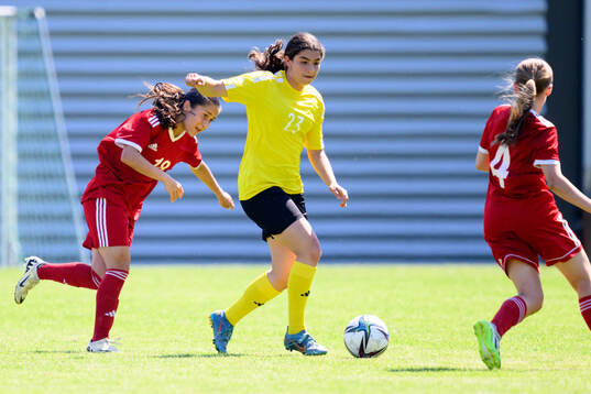 Emily Svantesson, IFK Göteborg och Gabriella Tongur,