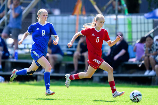 Thelma Alexandersson, Jitex BK och Teodora Djurdjevic, BK