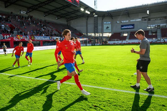 Helsingborgs Thomas Pauck Rogne och fysioterapeut Marcus