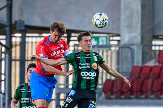 Helsingborgs Thomas Pauck Rogne och Varbergs Anton Kurochkin
