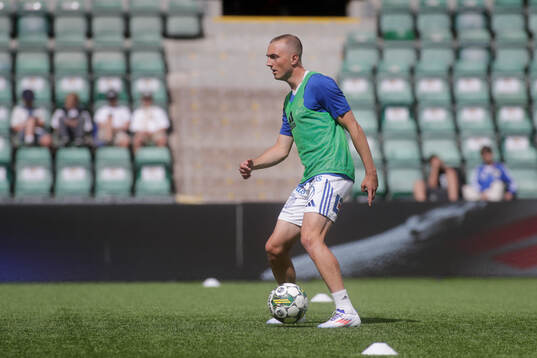 GIF Sundsvalls Dennis Olsson innan fotbollsmatchen i