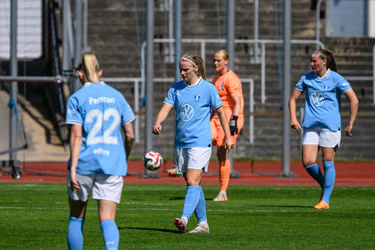 Malmö FFs Amanda Kander deppar