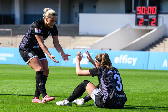Alingsås Moa Öhman och Felicia De Feo