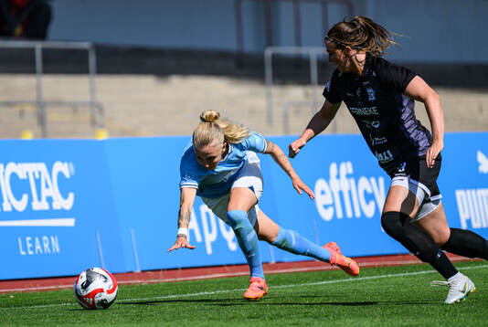 Malmö FFs Nathalie Hoff Persson och Alingsås Felicia De