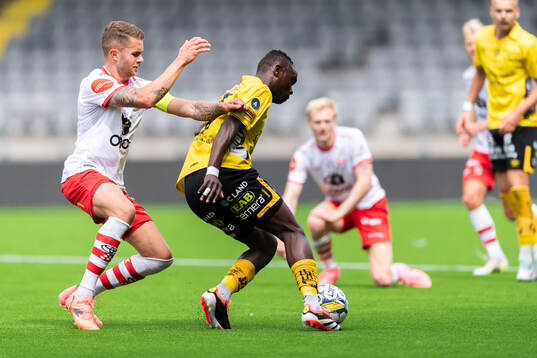 Fredrikstads Henrik Kjelsrud Johansen och Elfsborgs Timothy