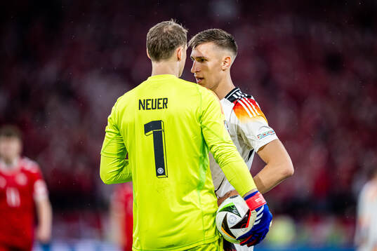 Goalkeeper Manuel Neuer and Nico Schlotterbeck of Germany