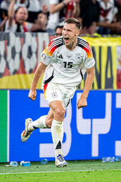 Nico Schlotterbeck of Germany celebrates