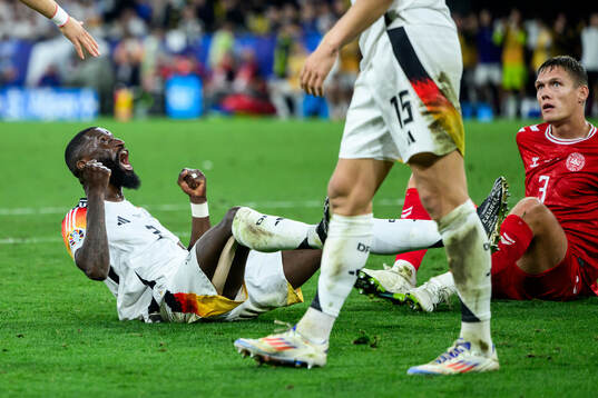 Antonio Ruediger of Germany celebrates