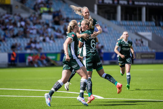 Hammarbys Ellen Wangerheim jublar