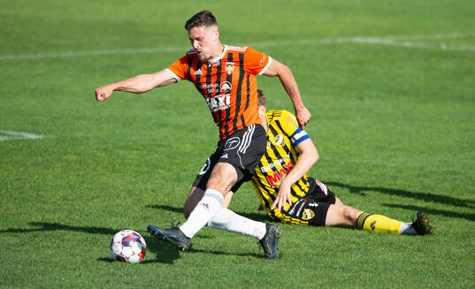 Kristianstads Paolo Lilja mot IFK Hässleholms Axel