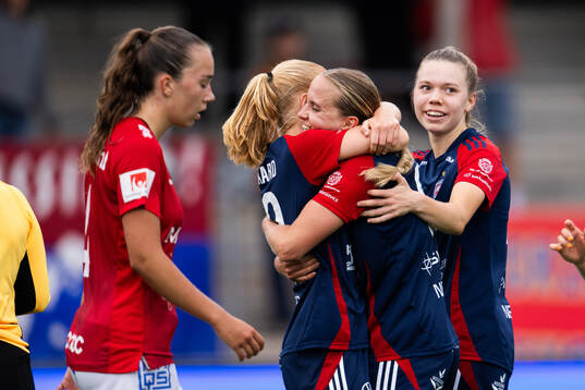 FC Rosengårds Sofie Bruun Bredgaard och Ria Noora Minerva