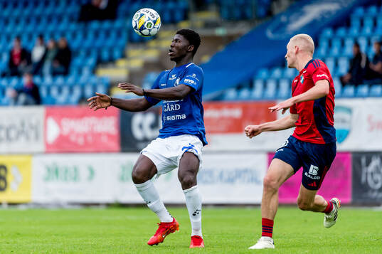 Trelleborgs Abel Ogwuche och Östers Adam Bergmark Wiberg