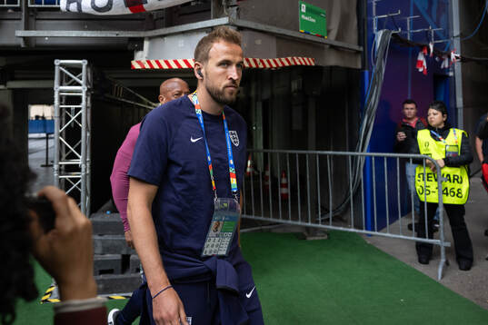 Harry Kane of England arrives