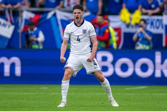Declan Rice of England celebrates